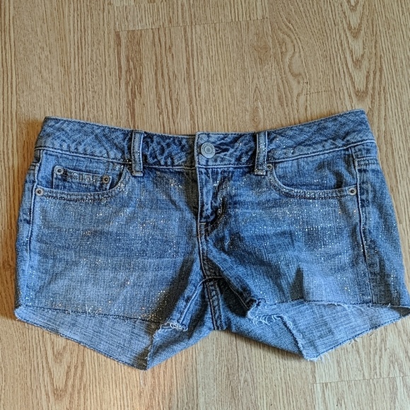 Jean Shorts - Picture 1 of 4